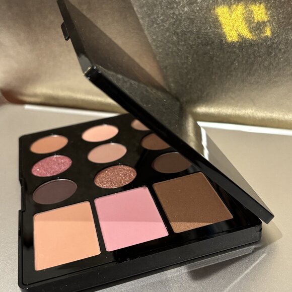 Laura Geller The Wearables Purely Natural Multi-Finish Eye +Face (12 Shades) NIB - Picture 5 of 14